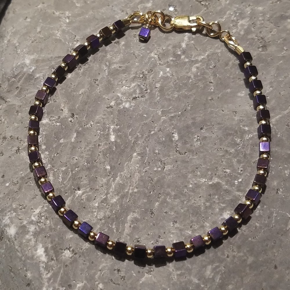 Dainty Hematite Bracelet 7.5" - Handmade
